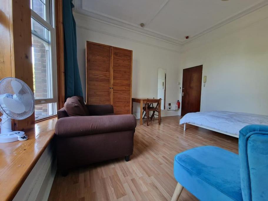 Bright Well Located Studio Flat London Exterior photo